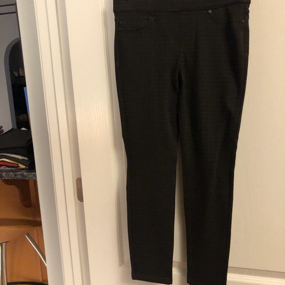 Liverpool dark plaid skinny pant
